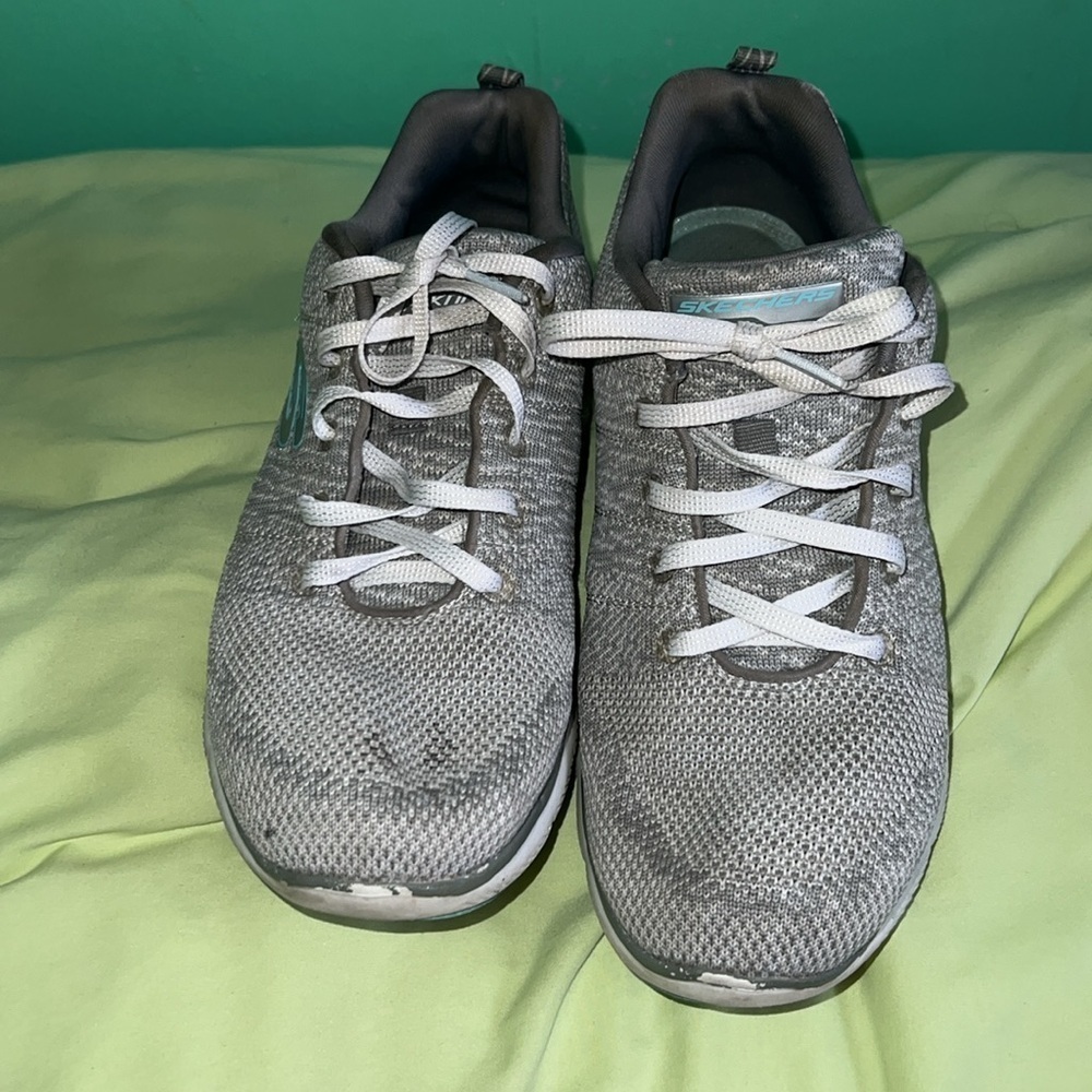 sketchers sketch knit memory foam sneakers - Picture 3 of 9